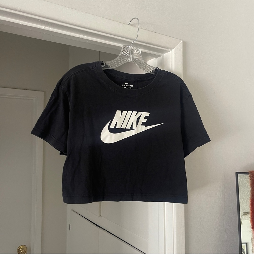Nike Crop Top